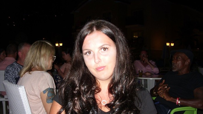 Amy Gallagher pred premenou