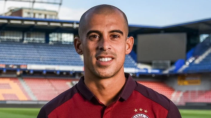 Tal Ben Haim v drese Sparty Praha.