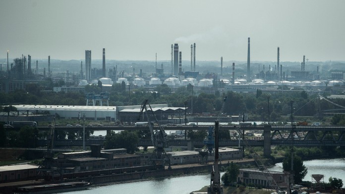 Rafinéria Slovnaft.