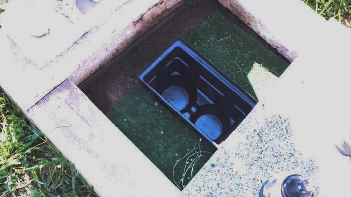 Miesto, odkiaľ muž ukradol urnu.