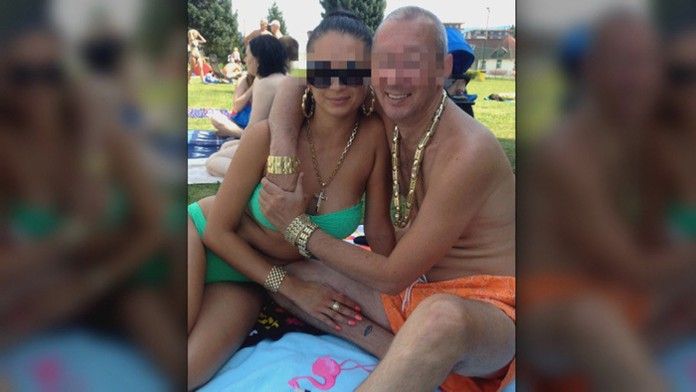 Muž menom Ilija  a jeho žena prezývaná Hadica. 