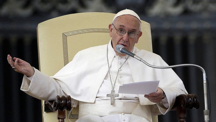 Pápež František prosil verejnosť o odpustenie 