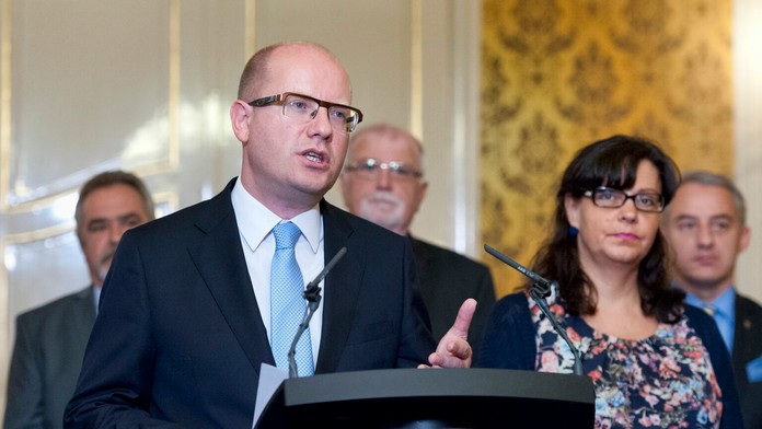 Český premiér Bohuslav Sobotka na tlačovej besede.