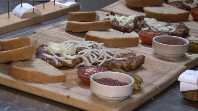 Hlad, lopárik, drievko, obed