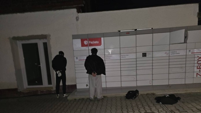 Chceli vykradnúť balíkobox.