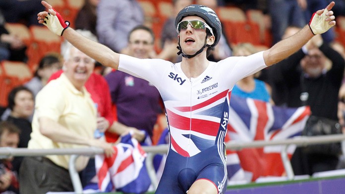 Simon Yates na archívnej snímke.