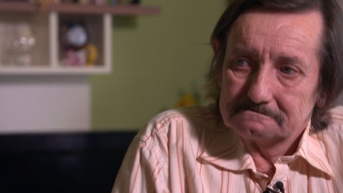 Pán Eugen Hlaváč je uväznený v byte.