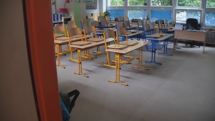 Koronavírus neobchádza ani školstvo. 