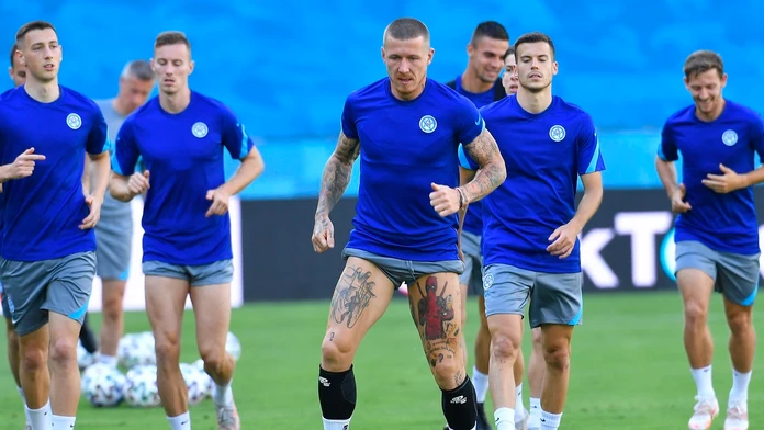 Slovenskí futbaloví reprezentanti počas tréningu