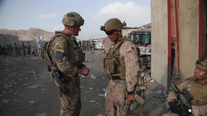 Zahraničné vojská musia do konca augusta opustiť Afganistan. Taliban inak vyvodí následky