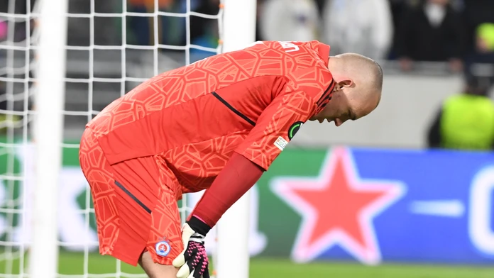 Šťastie sa už od nich odvrátilo. Slovan prehajdákal dvojgólový náskok, zlyhal aj na penalty a v EKL končí
