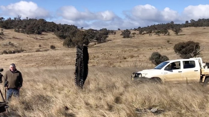 Na Zem dopadli úlomky rakety Elona Muska. Ľudia ich môžu nachádzať ďalšie mesiace či dokonca roky