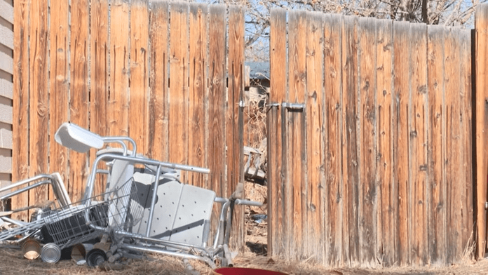 Kúpili si dom, čakalo ich hrôzostrašné prekvapenie. V mrazničke objavili odrezanú hlavu a ruky dievčaťa