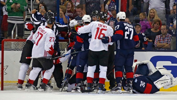 Bitka počas prípravného zápasu USA - Kanada