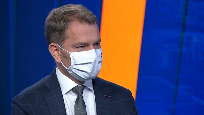 Nosenie rúšok môže podľa kožnej lekárky Hany Zelenkovej (na snímke) spôsobiť rôzne kožné reakcie.