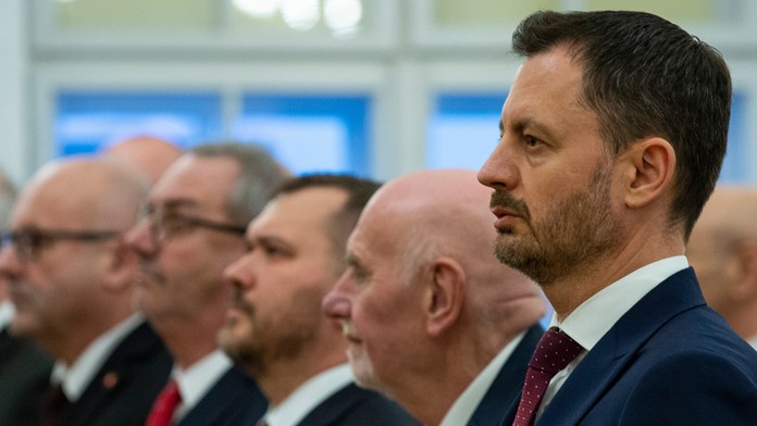 Na snímke dočasne poverený premiér Eduard Heger.