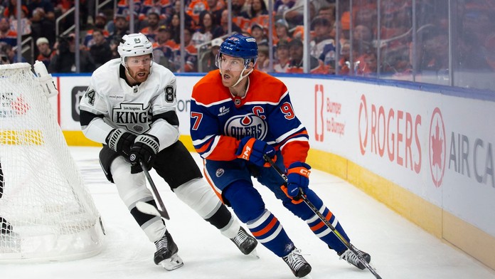 VIDEO: Edmonton predviedol neuveriteľný obrat. Štyrmi gólmi v poslednej tretine znížil stav série