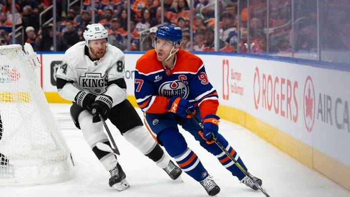 VIDEO: Edmonton predviedol neuveriteľný obrat. Štyrmi gólmi v poslednej tretine znížil stav série