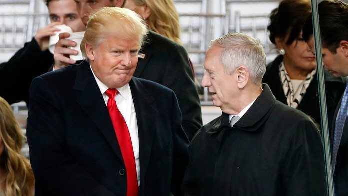 Donald Trump a James Mattis.