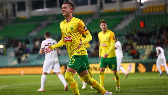 Domáce finále je na dosah, tréner si vydýchol. Žilina v pohári vybavila Trenčín za polčas