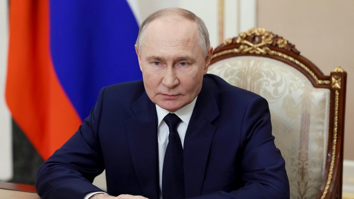 Ruskí vojaci na Ukrajine podľa Vladimira Putina bránia budúcnosť Ruska. Zlepšíme bojové schopnosti armády, dodal