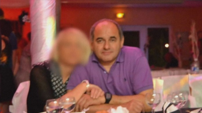 Obvinený 57-ročný Dino Scala doteraz žil v mestečku na severe Francúzska.