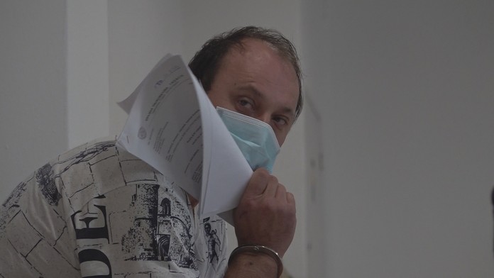 Vlčiak zo psej zabíjačky, ktorého sa podarilo zachrániť, sa vraj vrátil majiteľovi. 