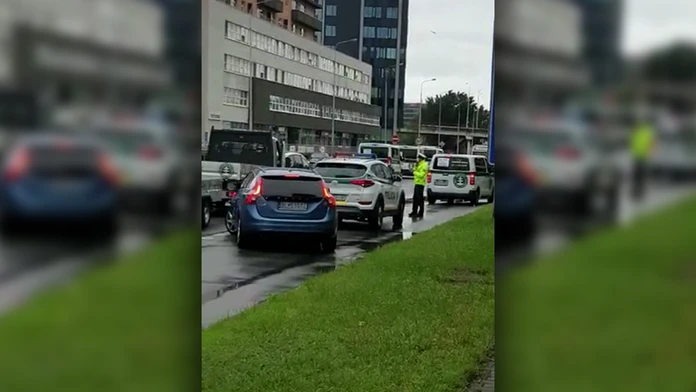 Protestujúci zablokovali Panónsku cestu.
