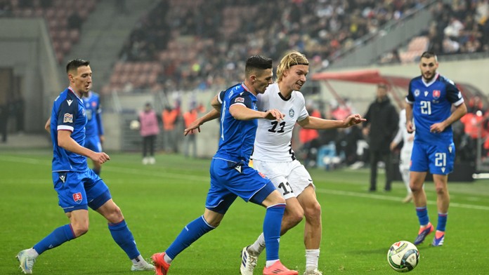 Také niečo Slováci dokázali len pod Weissom. Prázdne tribúny? V tom počasí by aj hráči radšej zapli televíziu