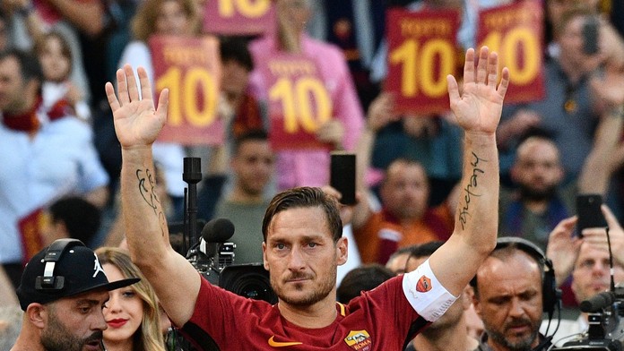 Francesco Totti zamieril do Moskvy a zarobil slušný balík. Rusi považujú za úspech vznik kontroverzií