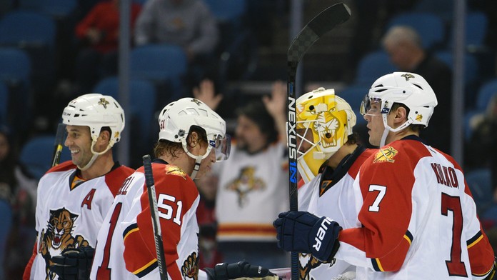 Hokejisti Floridy Panthers oslavujú desiate víťazstvo v rade. Zdolali Buffalo Sabers.