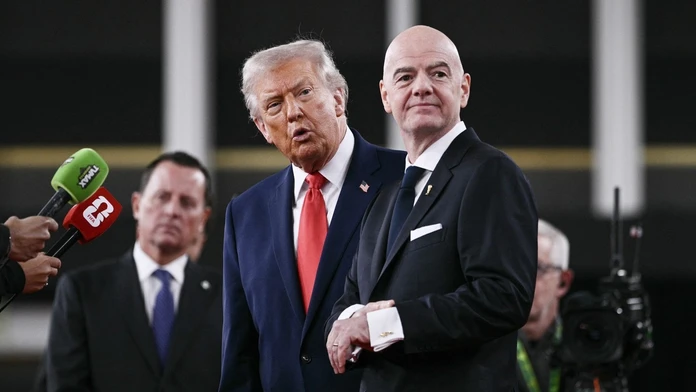 Trump ovplyvnil MS, tak nás v USA dobehla karma. Je na smiech a nezaslúži si žiadnu cenu, nielen tú za mier (rozhovor)