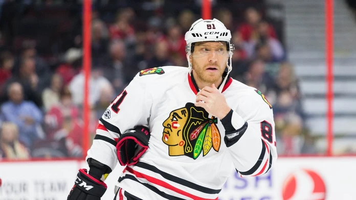 Krvavé začiatky Hossovej kariéry v NHL. Slovák takmer pripravil o oko draftovú jednotku