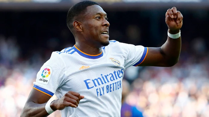 Hráč Realu Madrid David Alaba sa teší po po strelení gólu do siete FC Barcelona v 183. El Clásico