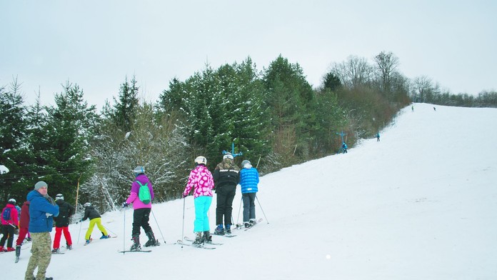Lyžovačka zadarmo v slovenskom meste. Vlek majú priamo pod sídliskom