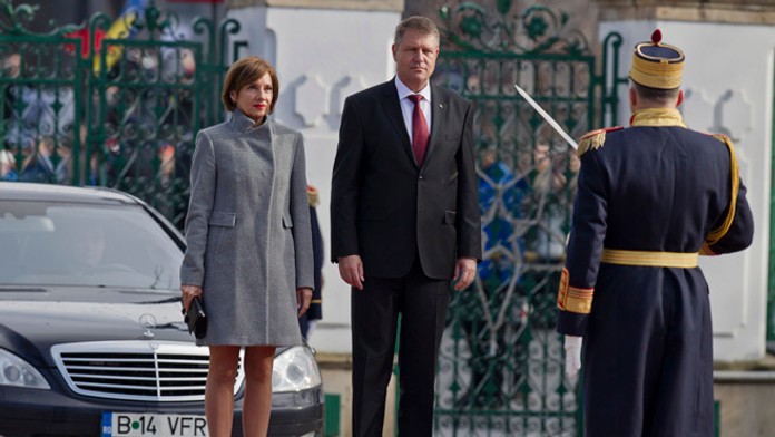 Rumunský prezident Klaus Iohannis s manželkou Carmen. 