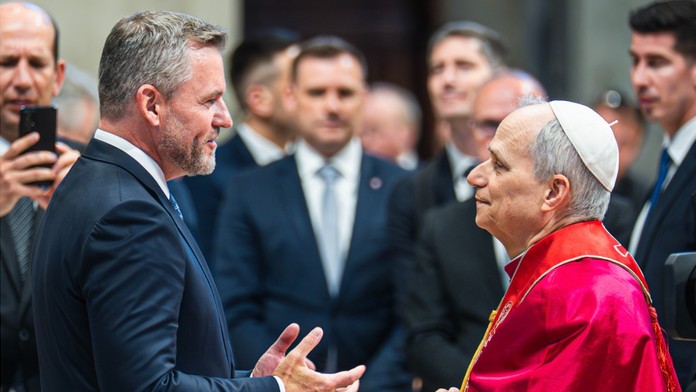 Pápež dúfa, že niekedy príde na Slovensko, uvádza Pellegrini