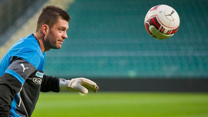 Reprezentačný brankár Matúš Kozáčik.