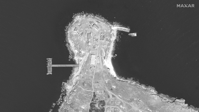 Na Haďom ostrove vztýčili štátny hraničný znak Ukrajiny