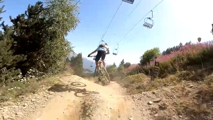 Peter Sagan počas adrenalínovej jazdy.