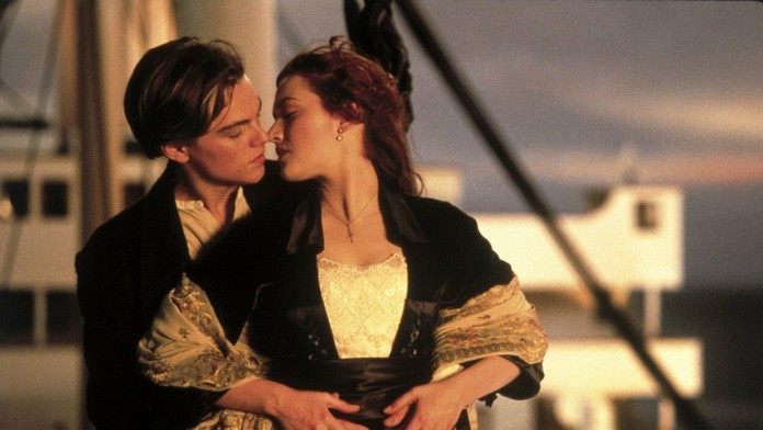 Danny Heatley v drese Atlanty Thrashers na archívnej fotografii z roku 2004.