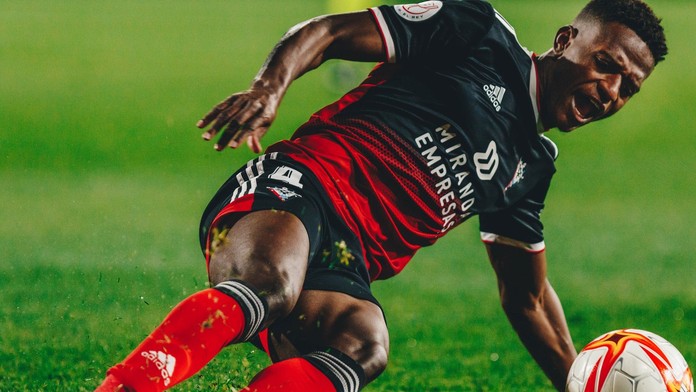 Hráčom Liverpoolu je už päť rokov, ale šancu v Premier League stále nedostal. Vystriedal už mnoho klubov