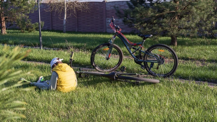 Tragický začiatok prázdnin. Chlapec (†13) spadol z bicykla, o dva dni náhle zomrel