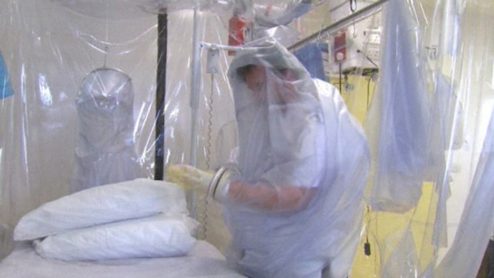 17 ZAHR Ebola USA IKONA.transferweb_jpg_bez_watermarku_1.jpg