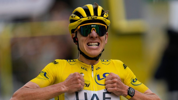 Víťazovi Tour de France uniesli sesternicu. Jeho strýko viní extrémistický kult