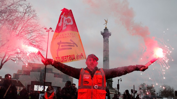 1501_CHART_SHOW_15_01_P30_St_20_30__12_voyo.mp4