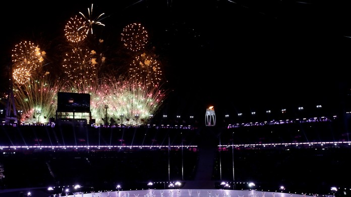 Zatvárací ceremoniál zimnej olympiády. 