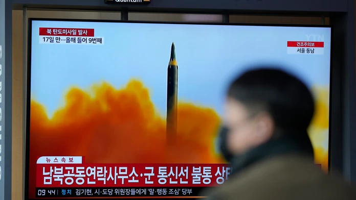 KĽDR odpálila smerom do Japonského mora balistickú strelu. USA to rázne odsúdili