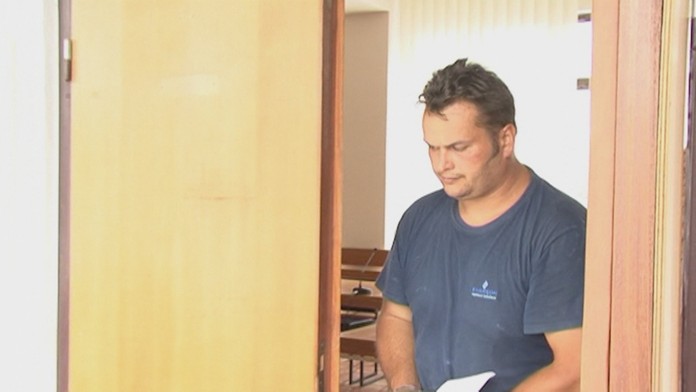 Obvinený z vraždy.