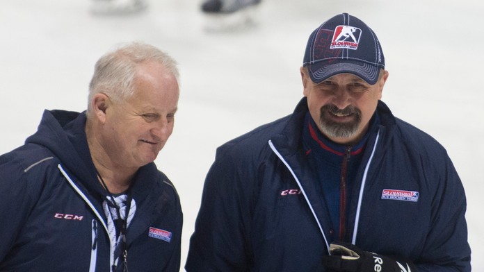 Tréner slovenskej hokejovej reprezentácie Zdeno Cíger a konzultant Július Šupler.